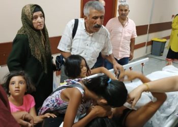 Gazeteci Şahin trafik kazası geçirdi