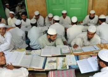 Behrouz: Afganistan köktendinciliğe itiliyor