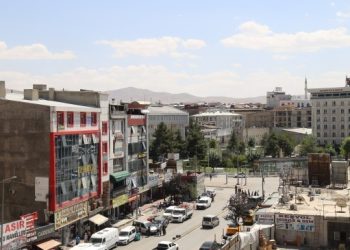 İMO Başkanı Atik: Dar ve orta gelirliler için konut üretilmiyor