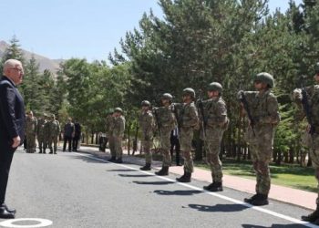 Fidan’ın Irak ziyaretinden sonra Güler sınır hattına gitti