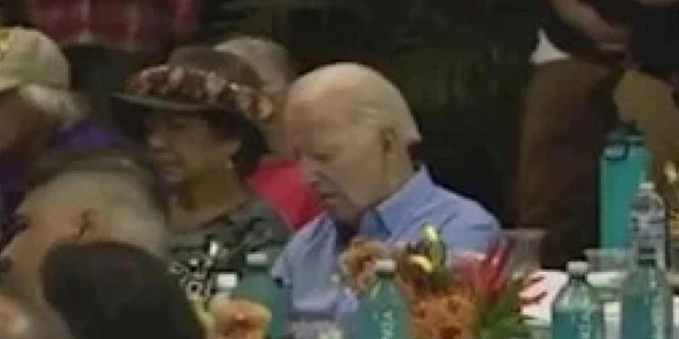 ABD Başkanı Biden yine uyuyakaldı