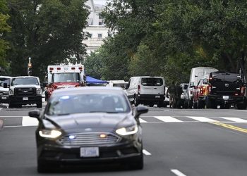 ABD Kongresinde silahlı saldırgan alarmı