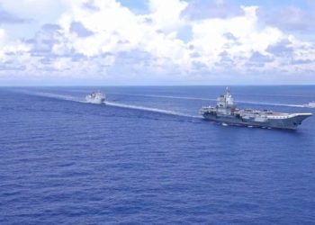 ABD savaş gemisi Güney Kıbrıs limanına demirledi!