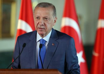 AKP’de 21 il başkanı görevden alındı