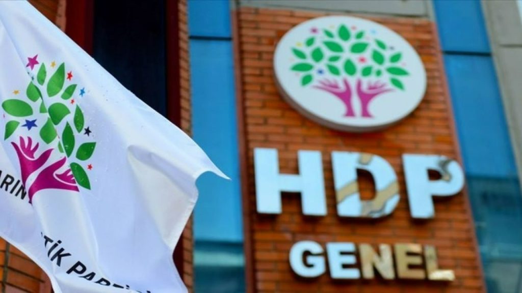 AYM'nin kararını bekleyen HDP'de yeni eş genel başkanları belli oldu