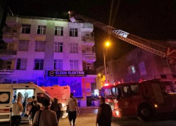Adana'da kabus gibi gece: 20 kişi hastaneye kaldırıldı!