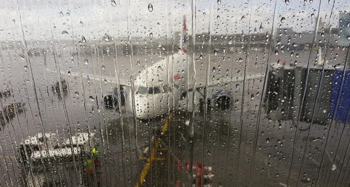 Almanya yağışlara teslim; Frankfurt Havalimanı’nı su bastı