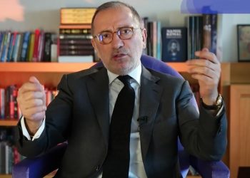 Altaylı: Disney, 100 yıldır Atatürkçü yapamadığımız güruhu bir günde Atatürkçü yaptı