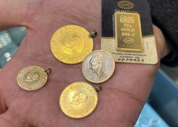Altın fiyatlarında son durum: Gram altın sert düştü!