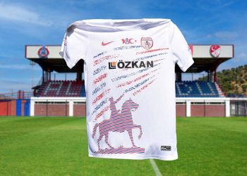 Altınordu'dan 100. yıla özel Gazi Mustafa Kemal Atatürk forması