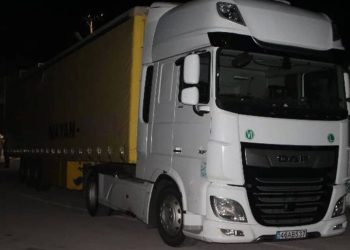 Amasya'da bir TIR'da 70 göçmen bulundu