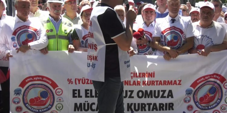 Ankara'da kamu emekçilerinden eylem