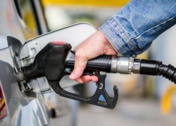Araç sahiplerine kötü haber: Motorine büyük zam geliyor!
