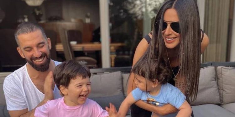 Arda Turan ve Aslıhan Doğan Turan çifti, bebeklerini kaybetti