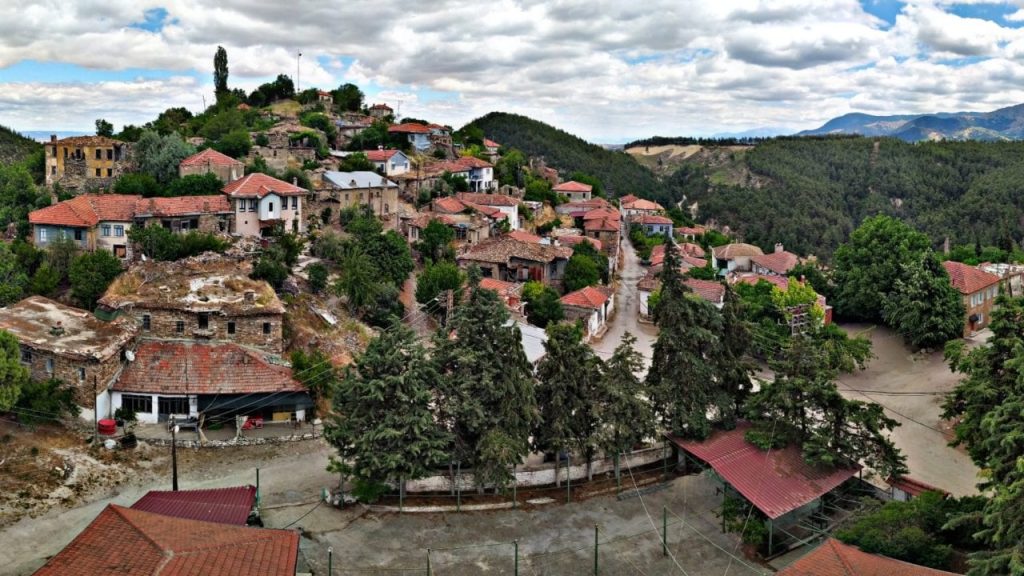 Attuda Antik Kenti bakımsızlık nedeniyle yok olma riski altında: Yetkililer ne izin veriyor ne önlem alıyor