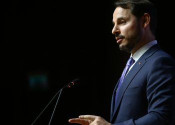 Babası anlattı: Berat Albayrak'ın nerede olduğu ve yeni işi ortaya çıktı!