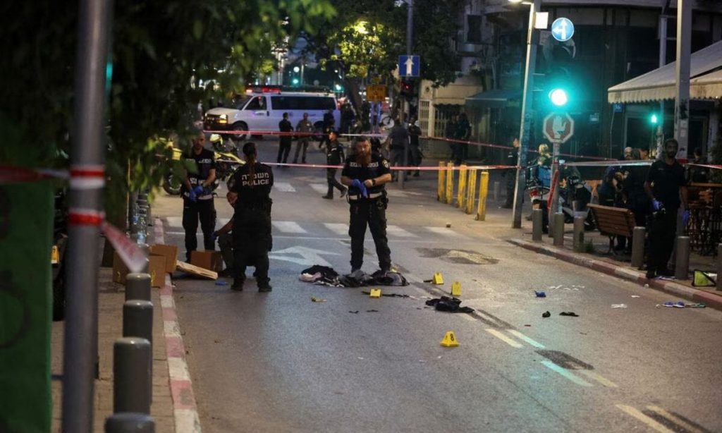 Batı Şeria'daki baskın sonrası Tel Aviv'de saldırı: İki ölü