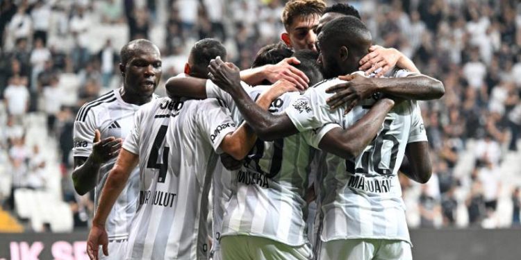Beşiktaş, Konferans Ligi'nde adını play-off turuna yazdırdı