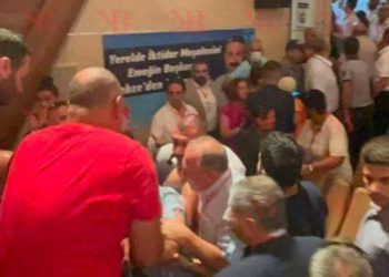 CHP Gebze İlçe Kongresi'nde kavga çıktı