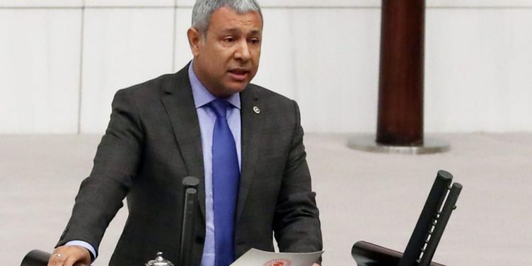 CHP'li Orhan Sümer'den Bakan Tekin'in 'şartlı' çözümüne tepki