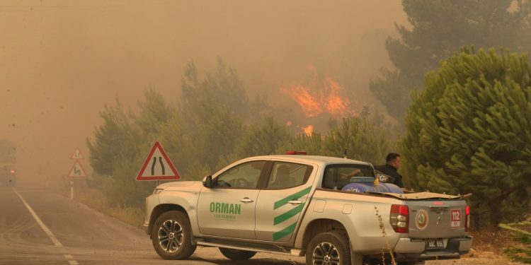 Çanakkale'deki büyük yangının üçüncü günü: Bölgede son durum