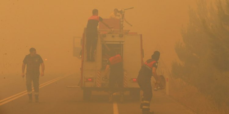 Çanakkale'deki yangının ikinci günü: Bölgede son durum ortaya çıktı