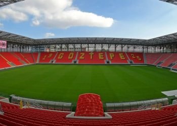 Çim krizi aşıldı, Göztepe bu hafta evinde