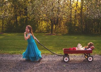 Çocukların hayali arkadaşının olması endişelenecek bir şey mi?