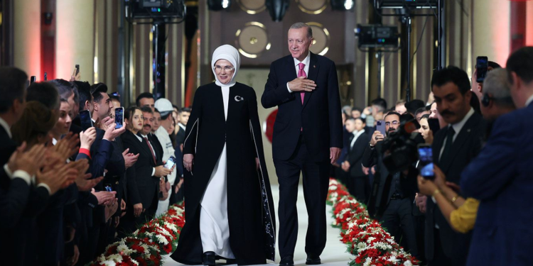 Cumhurbaşkanlığı bütçesi yüzde yüz arttı: 'Saray saatte 110 bin TL harcıyor'