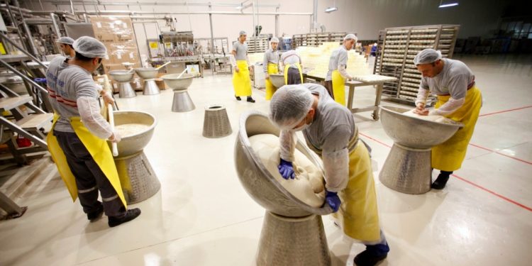 Türkiye’de imalat Temmuz’da daralma eğilimi gösterdi