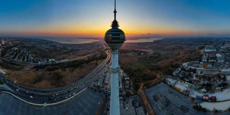 Değeri 2.3 milyar liraydı: O kule, '152 milyon TL'ye satıldı' iddiası