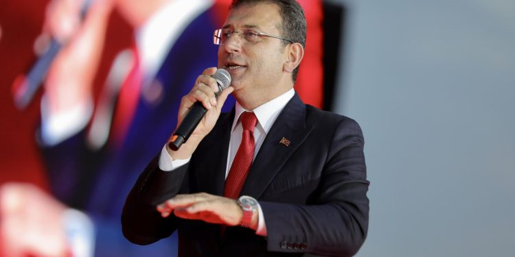 'Değişim' tartışmasını başlatmıştı: İmamoğlu merakla beklenen açıklaması için tarih verdi