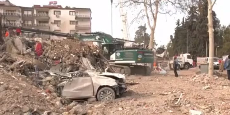 Depremde 105 kişinin öldüğü Bilge Sitesi’nin müteahhidi mahkemeye çıkmadan tahliye edildi