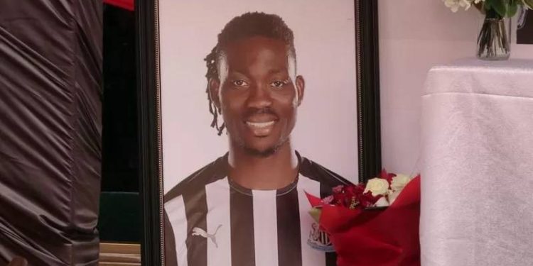 Depremde ölen Hataysporlu Atsu'nun eşi: "Umarım adı asla unutulmaz"