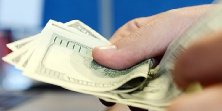 Dolar/TL'de kritik eşik aşıldı!