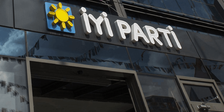 Dün Ankara ve İstanbul'da aday çıkaracağını açıklayan İYİ Parti'den bir açıklama daha: Kafaları karıştıran sözler...