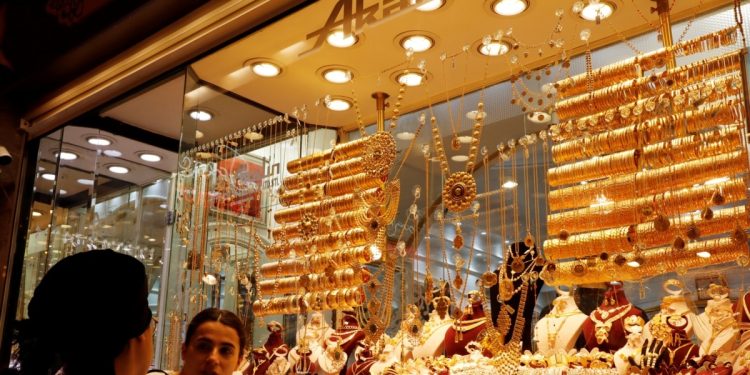 Bazı altın ürünlerinin ithalatına yüzde 20 ek vergi