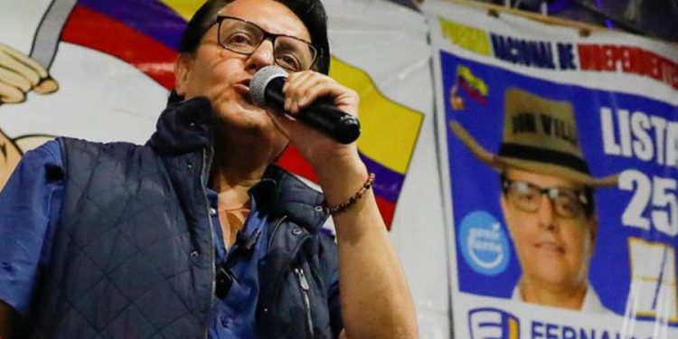 Ekvador’da suikast: Devlet başkanı adayı öldürüldü