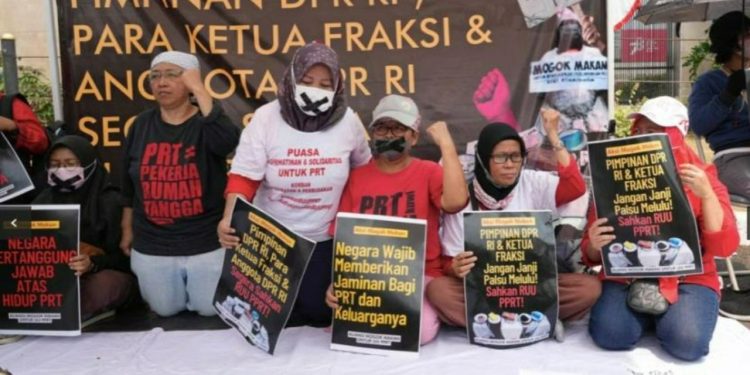 Endonezya'da ev işçileri açlık grevine başladı