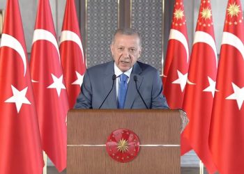 Erdoğan: Memurlarımıza zamlar gelirken, emeklilerimize hiçbir şeyin gelmemesi olacak şey değil!