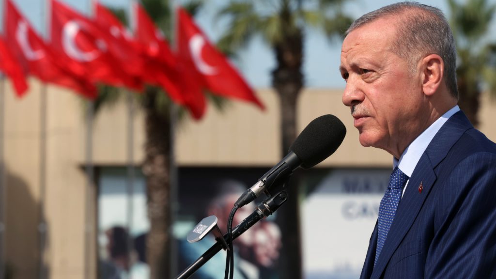 Erdoğan: 'Türkiye Yüzyılı'na sıkı sahip çıkmanızı istiyorum'