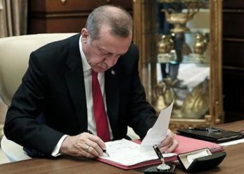 Erdoğan imzaladı, seçilemeyenlere makam yağdı