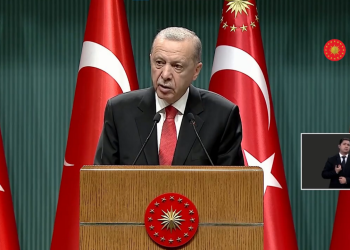 Erdoğan kabine toplantısı sonrası konuştu: Ekonomide olumlu gelişmeler varmış!