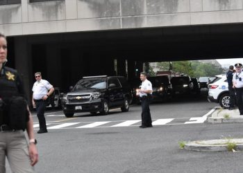 Eski ABD Başkanı Trump hakim karşısına çıktı, duruşma 27 dakika sürdü, dava ertelendi