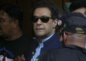 Eski Pakistan Başbakanı İmran Han'ın üç yıllık hapis cezası ertelendi