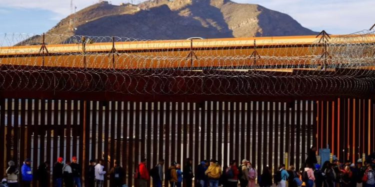 FBI, IŞİD'le bağlantılı kaçakçının ülkeye soktuğu göçmenleri arıyor: Kaçakçılık ağının merkezi Türkiye