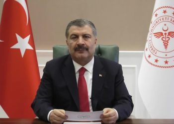 Fahrettin Koca: 'Gaziantep'te acil serviste görevli doktoru darp eden bir hasta yakını tutuklandı'