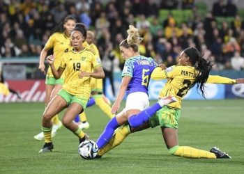 Federasyon desteğini çekince bağışlarla Dünya Kupası'na katılan "Reggae Kızlar" tarih yazıyor