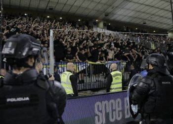 Fenerbahçe'den Maribor maçındaki tribün olaylarıyla ilgili açıklama