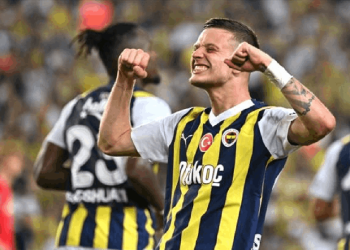 Fenerbahçe'nin Twente maçı kadrosu açıklandı